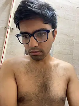 BoyzaraHatke online show from March 30, 10:16 am