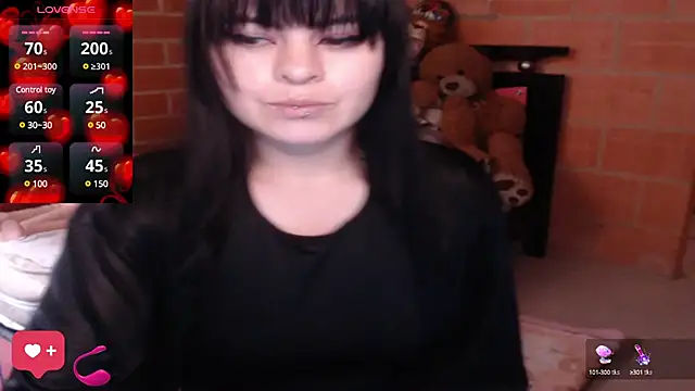 Snapshot of Valerydirty_dark chatting on December 3, 7:44 pm Valerydirty dark online show from December 3, 7:44 pm
