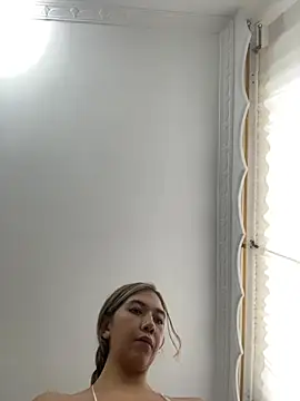 Iris lee online show from December 27, 9:22 pm