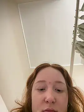 gingerbabe18 online show from February 21, 2:23 am