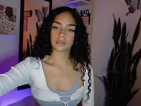 lali2gab online show from April 7, 11:59 pm