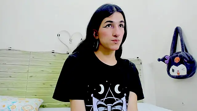 Evil Queen13 online show from November 25, 7:36 pm