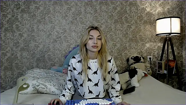 Ella Milla online show from September 15, 2:06 pm