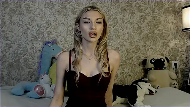 Ella Milla online show from November 12, 10:48 am