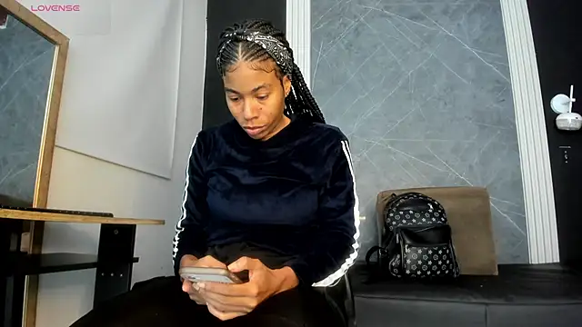 YummyDuooo online show from January 9, 11:02 am