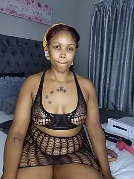 Snapshot of Drippincaty chatting on December 19, 7:18 pm Drippincaty online show from December 19, 7:18 pm