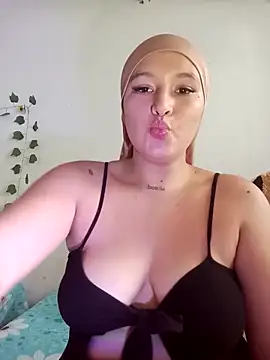 Celeste camila18 online show from October 25, 4:24 pm