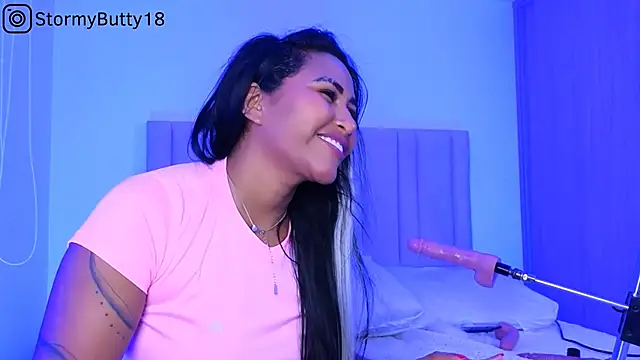 StormyButty18 online show from January 8, 4:23 am