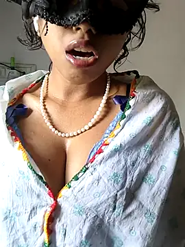 sandy naughty online show from November 21, 8:24 am