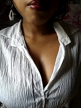 Snapshot of sandy_naughty chatting on February 5, 7:57 am sandy naughty online show from February 5, 7:57 am