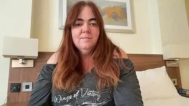 Snapshot of curvy-milf-abbie chatting on November 25, 1:22 pm curvy-milf-abbie online show from November 25, 1:22 pm