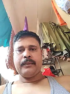 Snapshot of Vinay-kumar89 chatting on December 21, 3:46 am Vinay-kumar89 online show from December 21, 3:46 am