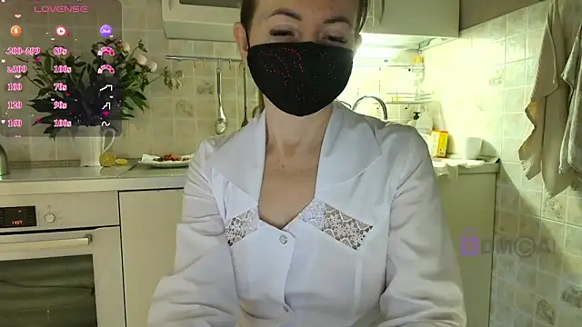 Snapshot of MilfeaN chatting on June 17, 8:39 am MilfeaN online show from June 17, 8:39 am