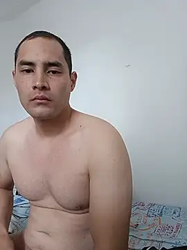 Snapshot of Mateo2803 chatting on July 16, 7:20 pm Mateo2803 online show from July 16, 7:20 pm
