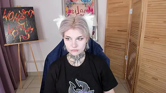 Snapshot of mekurisu chatting on January 19, 1:20 am mekurisu online show from January 19, 1:20 am