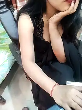 Snapshot of karishma chatting on December 22, 8:25 pm karishma online show from December 22, 8:25 pm