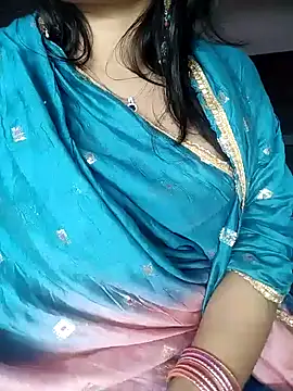 Snapshot of karishma chatting on January 7, 7:59 pm karishma online show from January 7, 7:59 pm