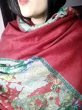 Snapshot of karishma chatting on February 7, 10:41 pm karishma online show from February 7, 10:41 pm