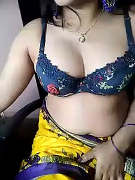Snapshot of karishma chatting on March 20, 7:57 pm karishma online show from March 20, 7:57 pm