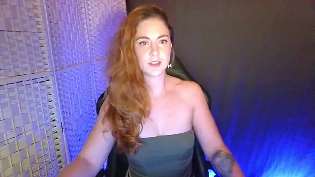 Snapshot of KayleyxEmily chatting on October 11, 7:56 pm KayleyxEmily online show from October 11, 7:56 pm