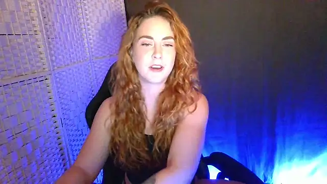 KayleyxEmily online show from December 20, 9:00 pm