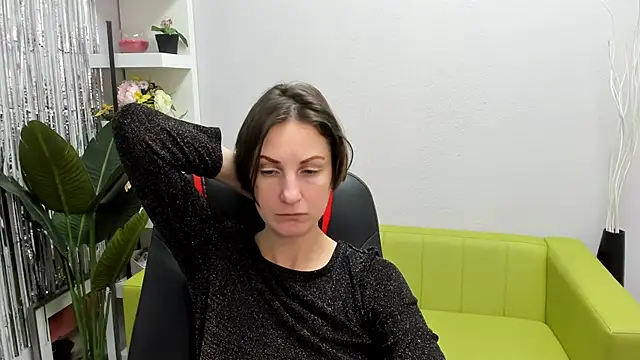 AuroraScript online show from January 18, 3:27 pm