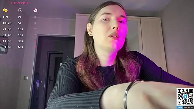 Maria Bowie online show from March 22, 7:34 am