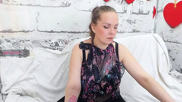 fiery stella online show from March 16, 6:53 am