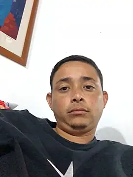 isacalejandroo online show from January 22, 1:10 am