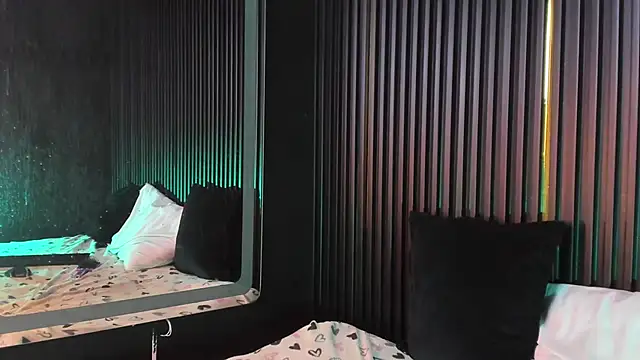 AndyBlake  online show from January 23, 5:35 am