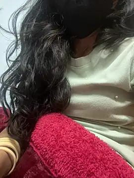 Snapshot of HotRiyacpl chatting on February 10, 5:39 pm HotRiyacpl online show from February 10, 5:39 pm