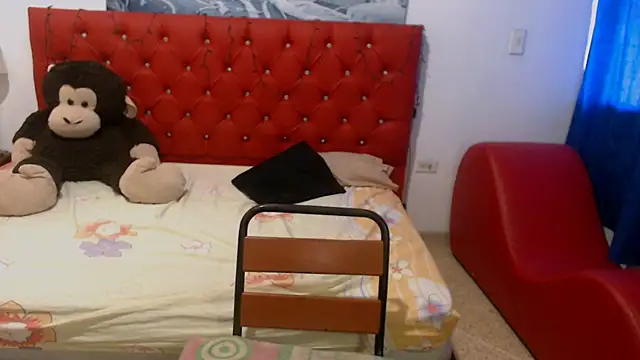 Snapshot of angel_barbie_1 chatting on January 16, 7:20 pm angel barbie 1 online show from January 16, 7:20 pm