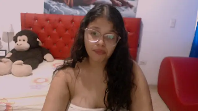 Snapshot of angel_barbie_1 chatting on January 24, 1:47 pm angel barbie 1 online show from January 24, 1:47 pm