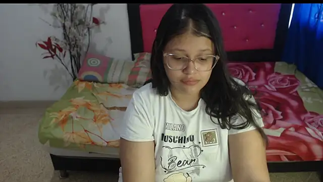 Snapshot of angel_barbie_1 chatting on September 9, 2:16 pm angel barbie 1 online show from September 9, 2:16 pm