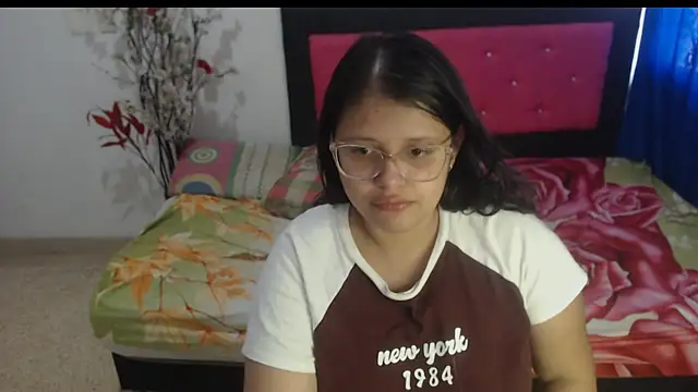 Snapshot of angel_barbie_1 chatting on September 10, 3:01 pm angel barbie 1 online show from September 10, 3:01 pm
