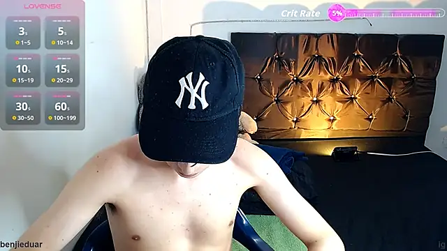 benji hoter online show from November 4, 10:42 pm