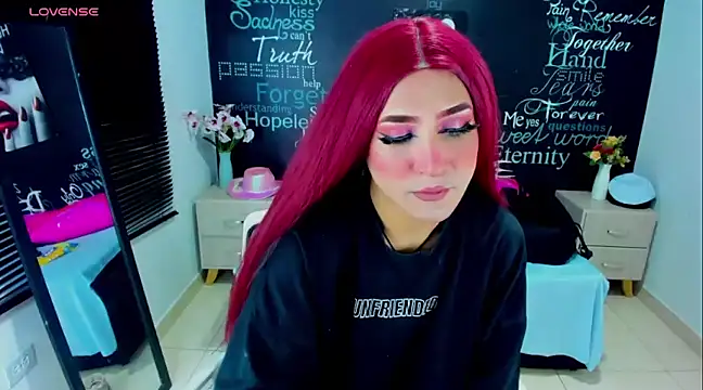 DarianaGia online show from December 8, 6:11 am