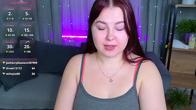 EffyEvansy online show from December 5, 1:38 pm