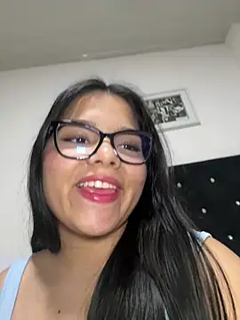 SophieHarris  online show from April 18, 4:16 am