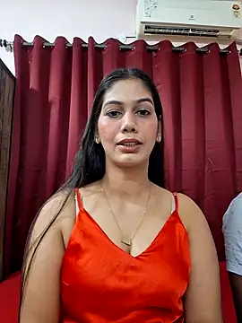 Garima G online show from November 16, 4:45 pm