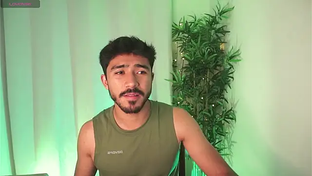 dam0n fr0st online show from April 16, 9:39 pm