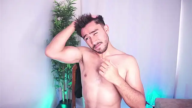 dam0n fr0st online show from June 5, 4:24 pm