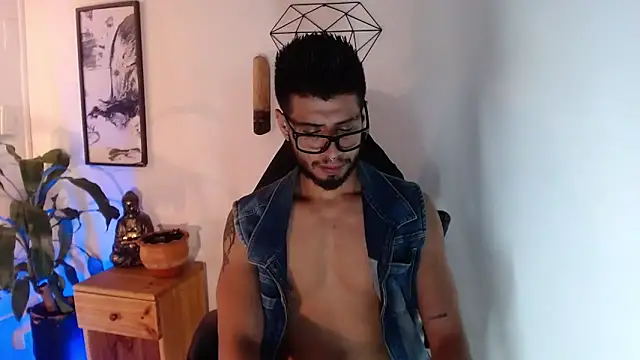 Colby brown03 online show from April 2, 10:46 am