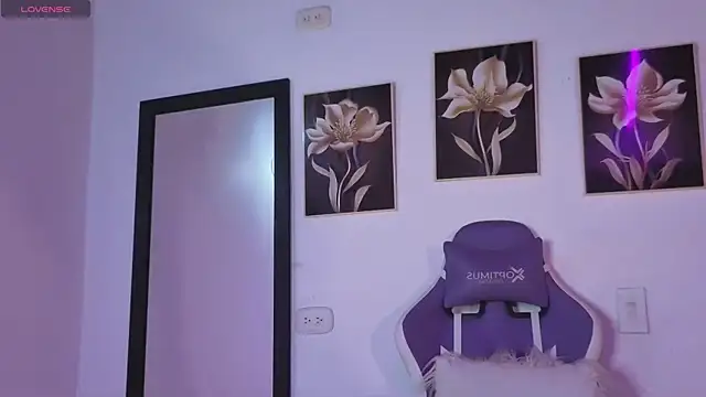 AnneGagner online show from November 6, 11:26 pm