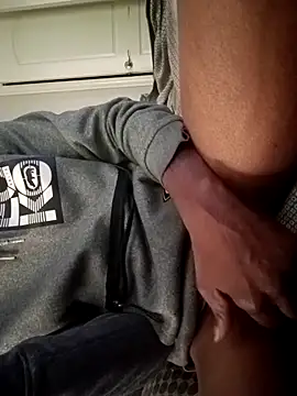 Snapshot of Txdarkmeat74 chatting on November 19, 2:39 pm Txdarkmeat74 online show from November 19, 2:39 pm