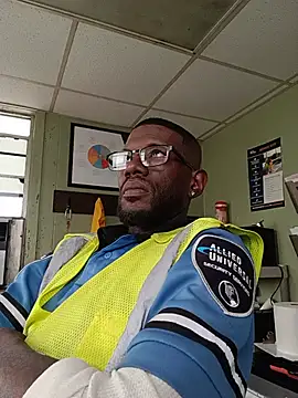 Txdarkmeat74 online show from June 16, 5:48 pm