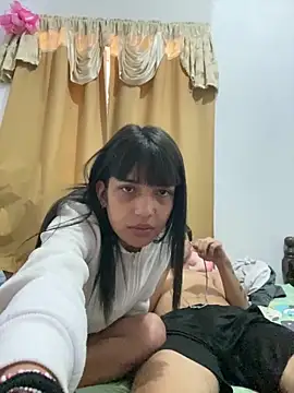 Snapshot of Rouuus12 chatting on March 15, 12:55 pm Rouuus12 online show from March 15, 12:55 pm