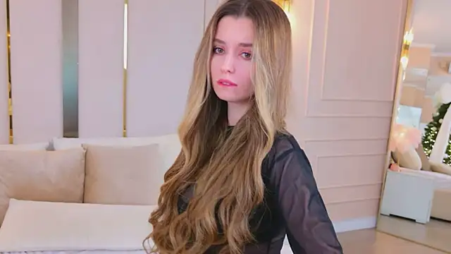 MarybethSnow online show from December 13, 9:31 pm