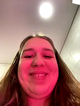 SuzieMurray online show from October 20, 10:16 am