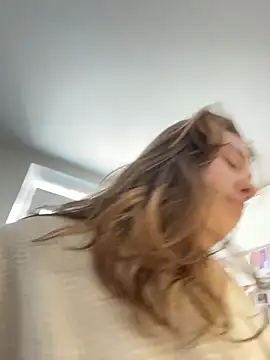 SuzieMurray online show from March 11, 8:31 am